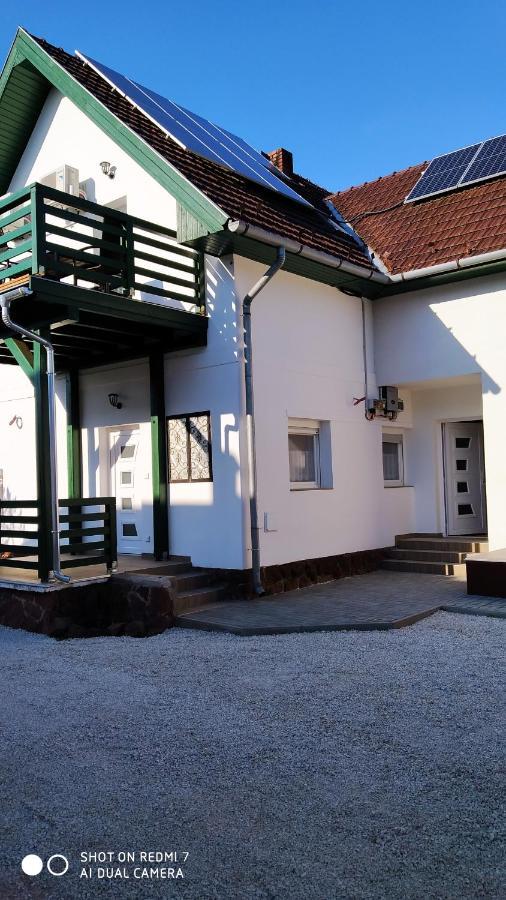 Bamboo Apartman Siófok Exterior foto